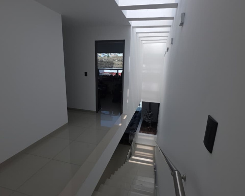 Queretaro, Querétaro, 5 Habitaciones Habitaciones, ,5 BathroomsBathrooms,Casa,En Renta,1543
