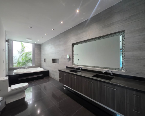 Queretaro, Querétaro, 5 Habitaciones Habitaciones, ,5 BathroomsBathrooms,Casa,En Renta,1543