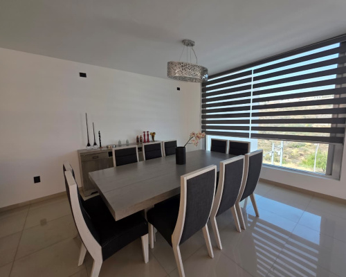 Queretaro, Querétaro, 5 Habitaciones Habitaciones, ,5 BathroomsBathrooms,Casa,En Renta,1543
