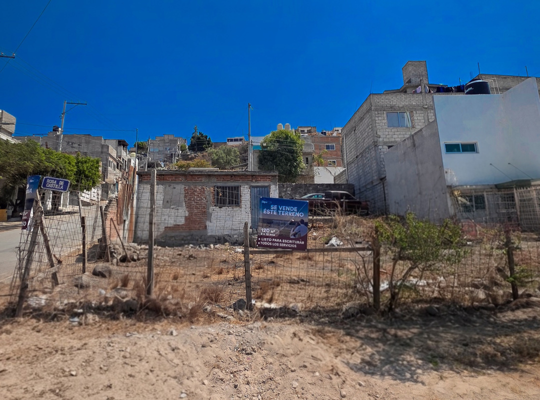 TERRENO EL PARAÍSO