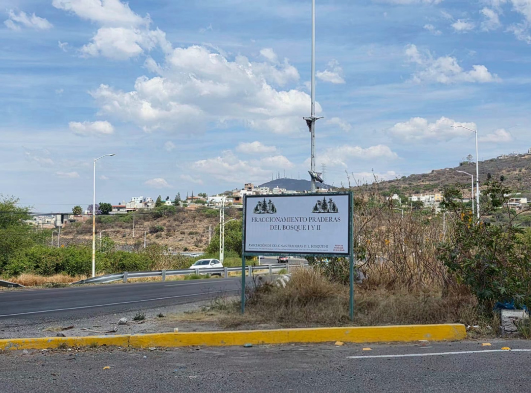 TERRENO EN PRADERAS DEL BOSQUE