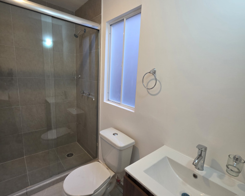 QUERETARO Villas del refugio, México, 2 Habitaciones Habitaciones, ,1 BañoBathrooms,Departamento,En Renta,Villas del refugio,1557