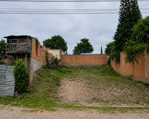 Terreno con excelente potencial para construir o invertir, ubicado en una zona tranquila y con oportunidad de crecimiento.