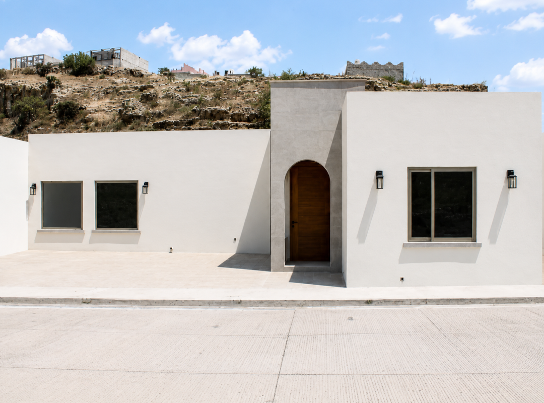 CASA MODELO BARROCO 55 CON JARDIN PRIVADO 